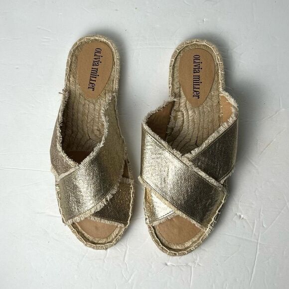 Olivia Miller Women’s Size 6 Joseline Fringe Metallic Gold Slide Flat Sandals - Picture 5 of 8